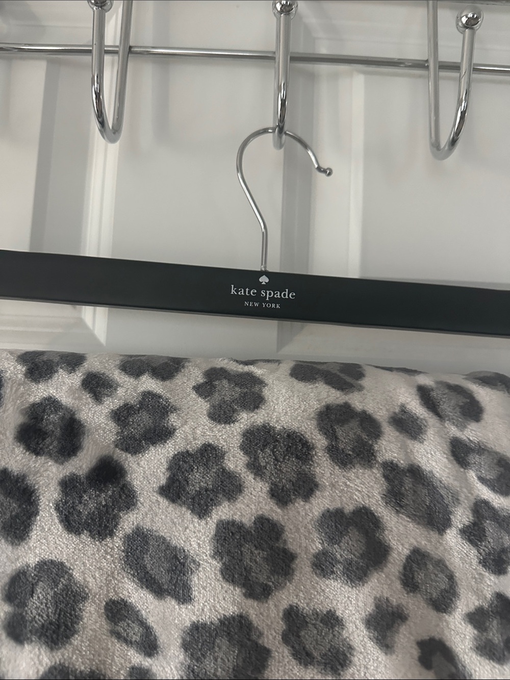 NWT Kate Spade throw blanket - Picture 4 of 5